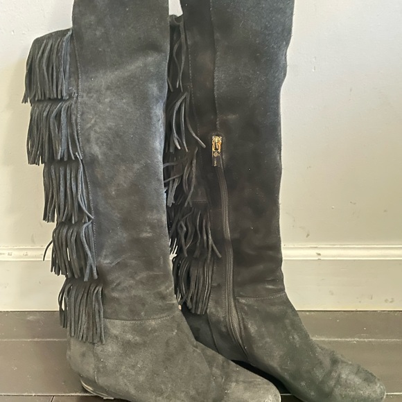🖤sold🖤Isola Tavora Black Fringe Tall Wedge Boots Womens Size 8.5 - Picture 7 of 7
